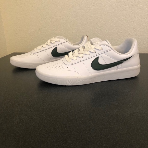 guy mariano nike shoe